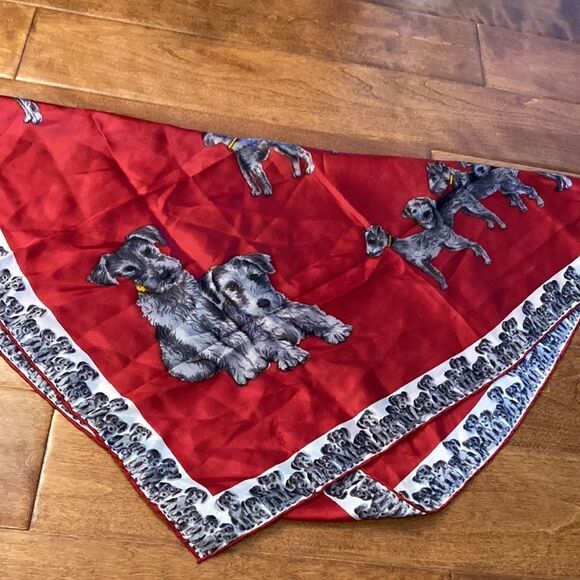 Sercouset dog scarf, silk with rolled edges - Picture 7 of 8